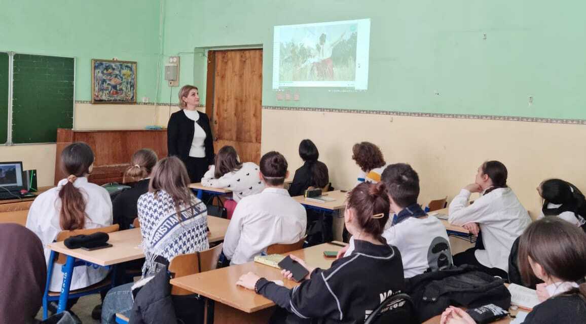 «Родной язык по-своему велик»